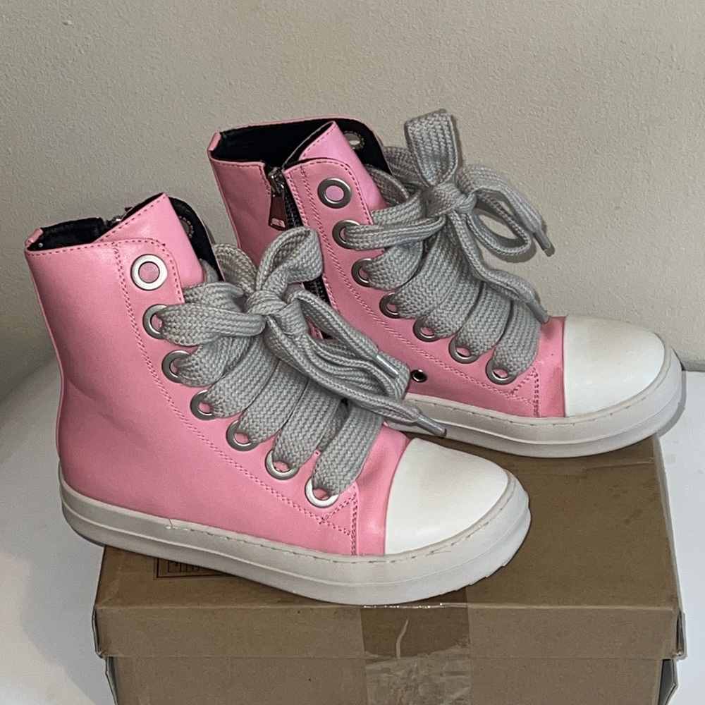 SHEIN Pink High-Top Sneakers Size 37